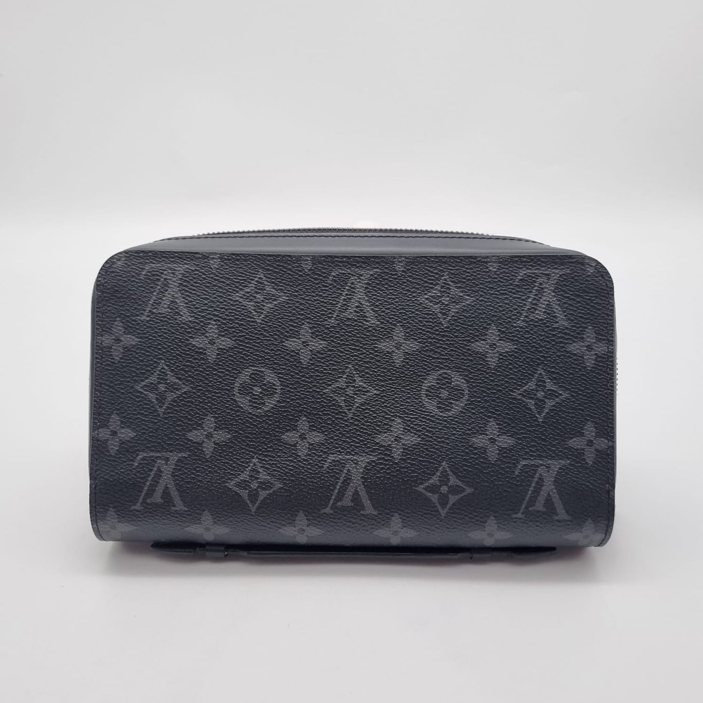 Louis Vuitton Monogram Eclipse Pochette Volga Black 2017 Size 23x14