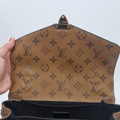 Louis Vuitton Metis Reverse Monogram 2017 Size 25x8x19