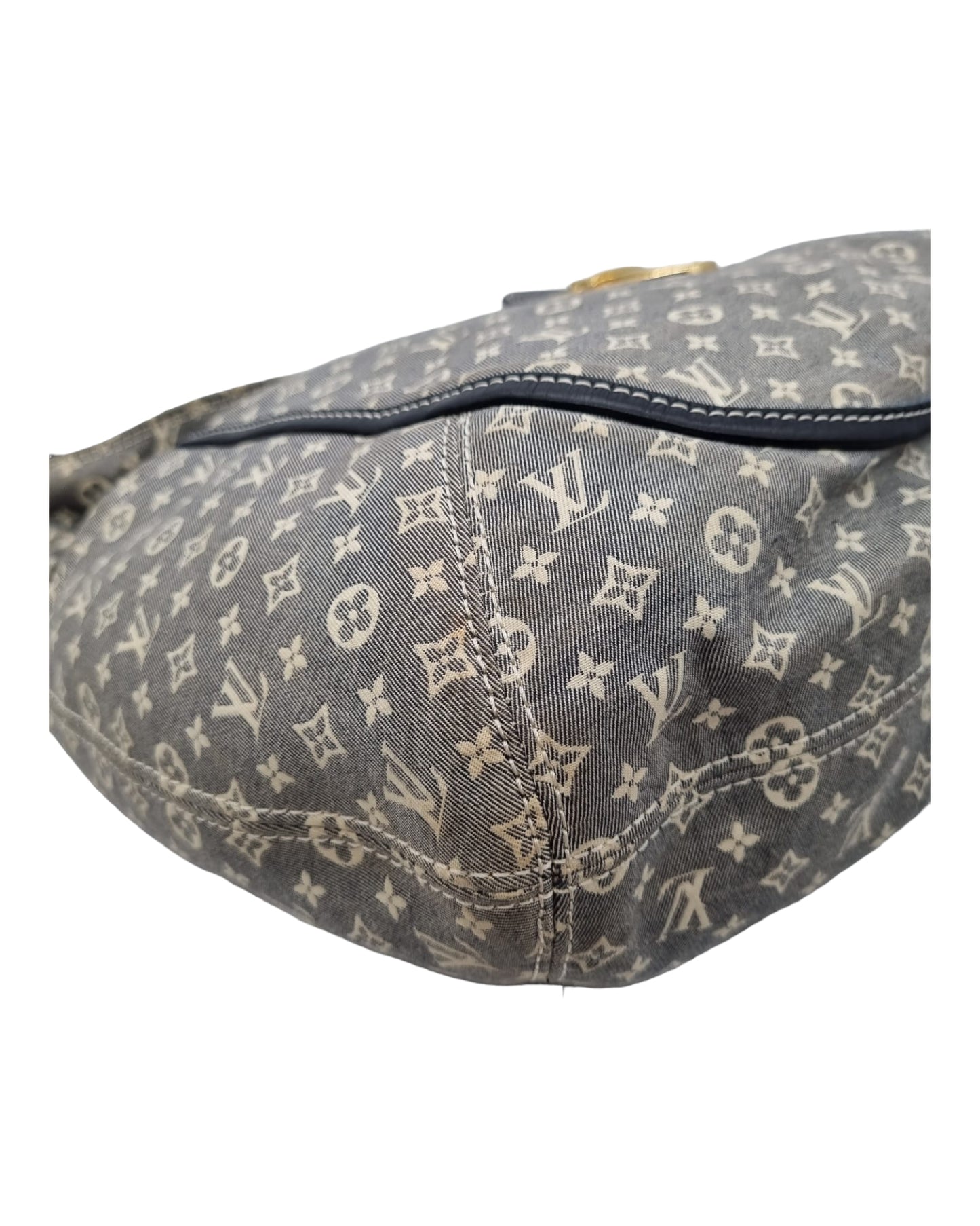 Louis Vuitton Idylle Romance Monogram Hobo Bag 2011