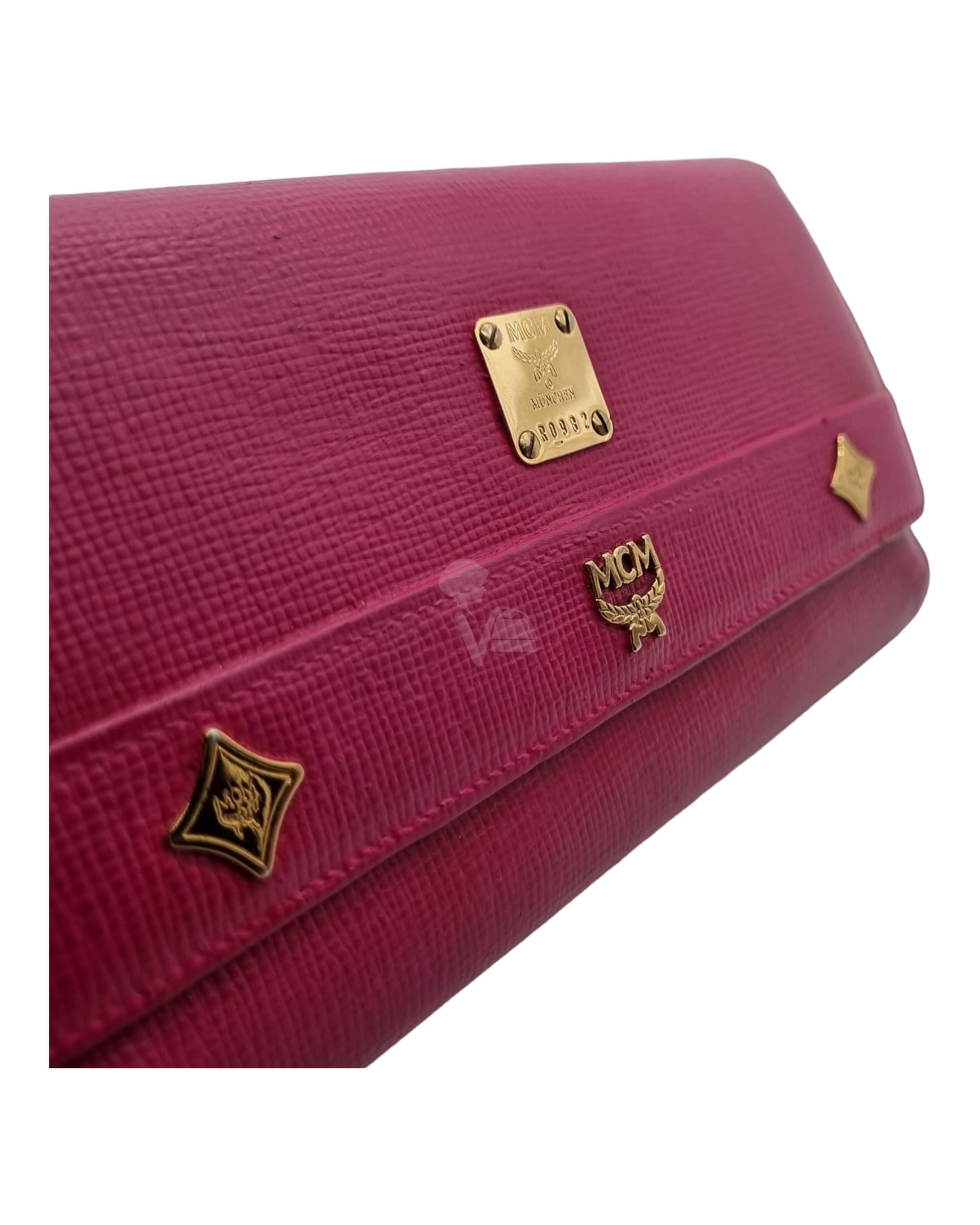 MCM Long Wallet Fuchsia Size 19x10