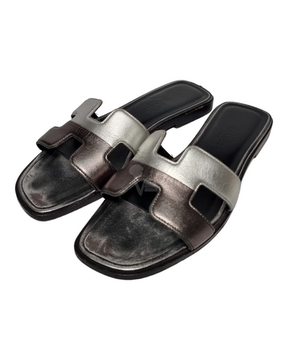 Hermes Oran Sandals Silver Black Size 35/22