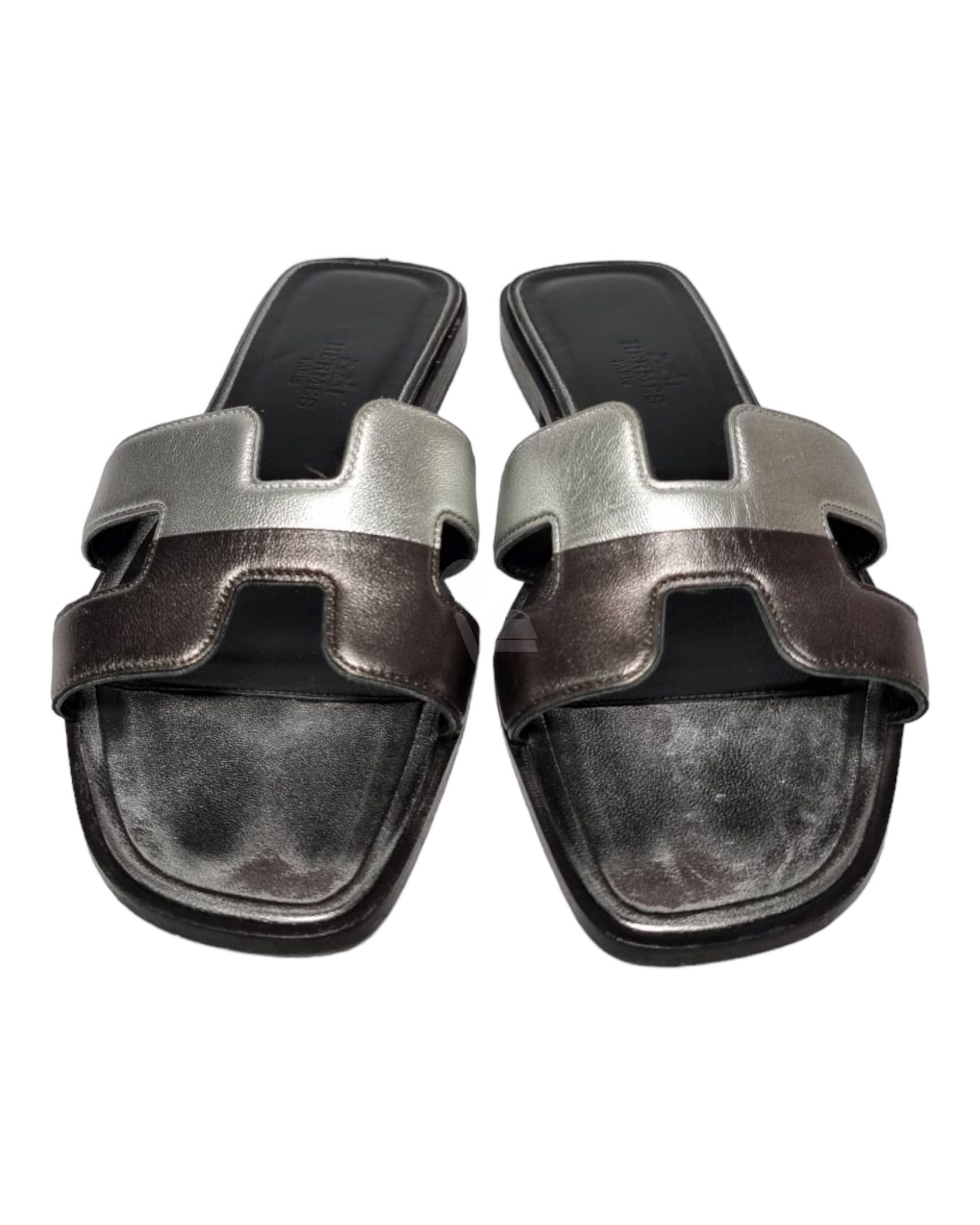 Hermes Oran Sandals Silver Black Size 35/22